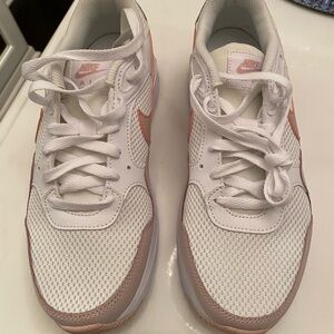 Nike Women's White and Pink Sneakers